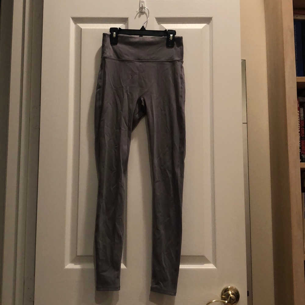 Fabletics grey leggings.